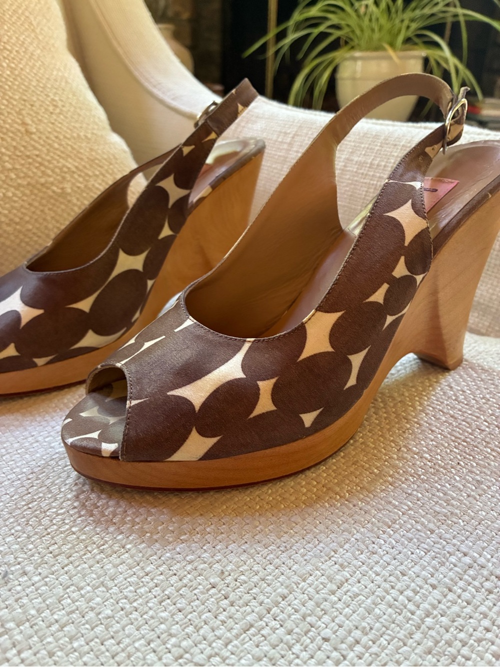 Brown/Cream Patterned Peep-Toe Wedge Slingback Heels